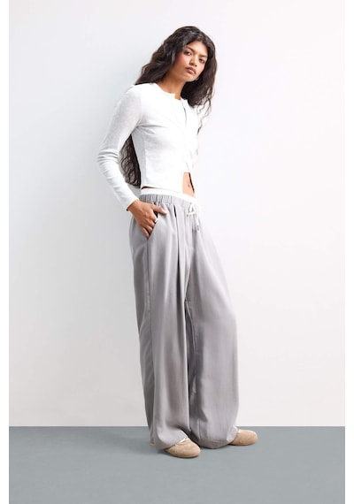 Defacto Baggy Fit Çift Cepli Normal Bel Standart Boy Tensel Pantolon F9743ax25hsgr394 Gri Defacto Baggy Fit Çift Cepli Normal Bel Standart Boy Tensel Pantolon F9743ax25hsgr394 Gri