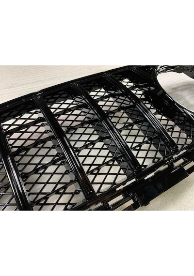 Mercedes W213 E Serisi 2020+ Gtr Panjur Sıyah - Telli Versiyon M