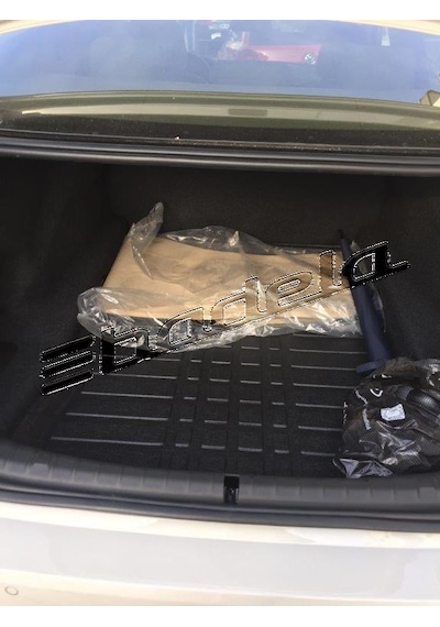 Bmw 5 Seri G60 2025 3d Kauçuk Kokusuz Bagaj Havuzu