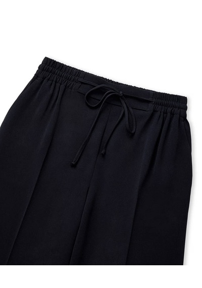 İpekyol İnce Kuşaklı Carrot Siyah Kadın Pantolon Iw6260003196
