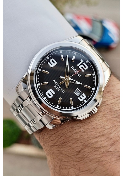 Casio Csıste117 Erkek Kol Saati