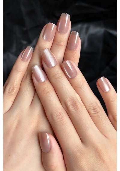 Kedi Gözü Small Beden Kısa Küt 10 Adet Takma Tırnak Seti T098 Light Nude Color
