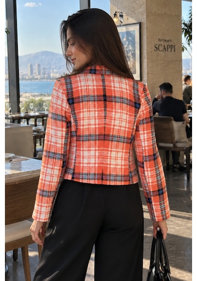 Armonika Kadın Turuncu-siyah Kruvaze Yaka Tüvit Crop Ceket Arm-24k001014
