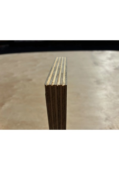 Basply Yerli Çift Taraflı Filmli Plywood 18 Mm 1250 X 2500 Mm 9 Katman Çam Ahşabı