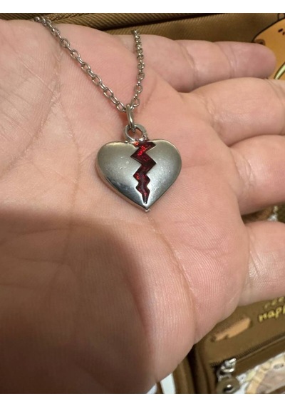 Kırmızı Kırık Kalp -broken Heart Kırmızı Kalp Kolye Aşkın Acı Yüzüne Zarif Bir Dokunuş Çok renkli
