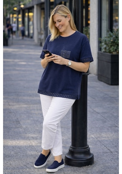 Cedy Denim Cedy - Kadın Özel Tasarım Esnek, Pul Payet, Dantel Detaylı Yıkamalı Büyük Beden Tişört Lacivert Cedy Denim Cedy - Kadın Özel Tasarım Esnek, Pul Payet, Dantel Detaylı Yıkamalı Büyük Beden Tişört Lacivert