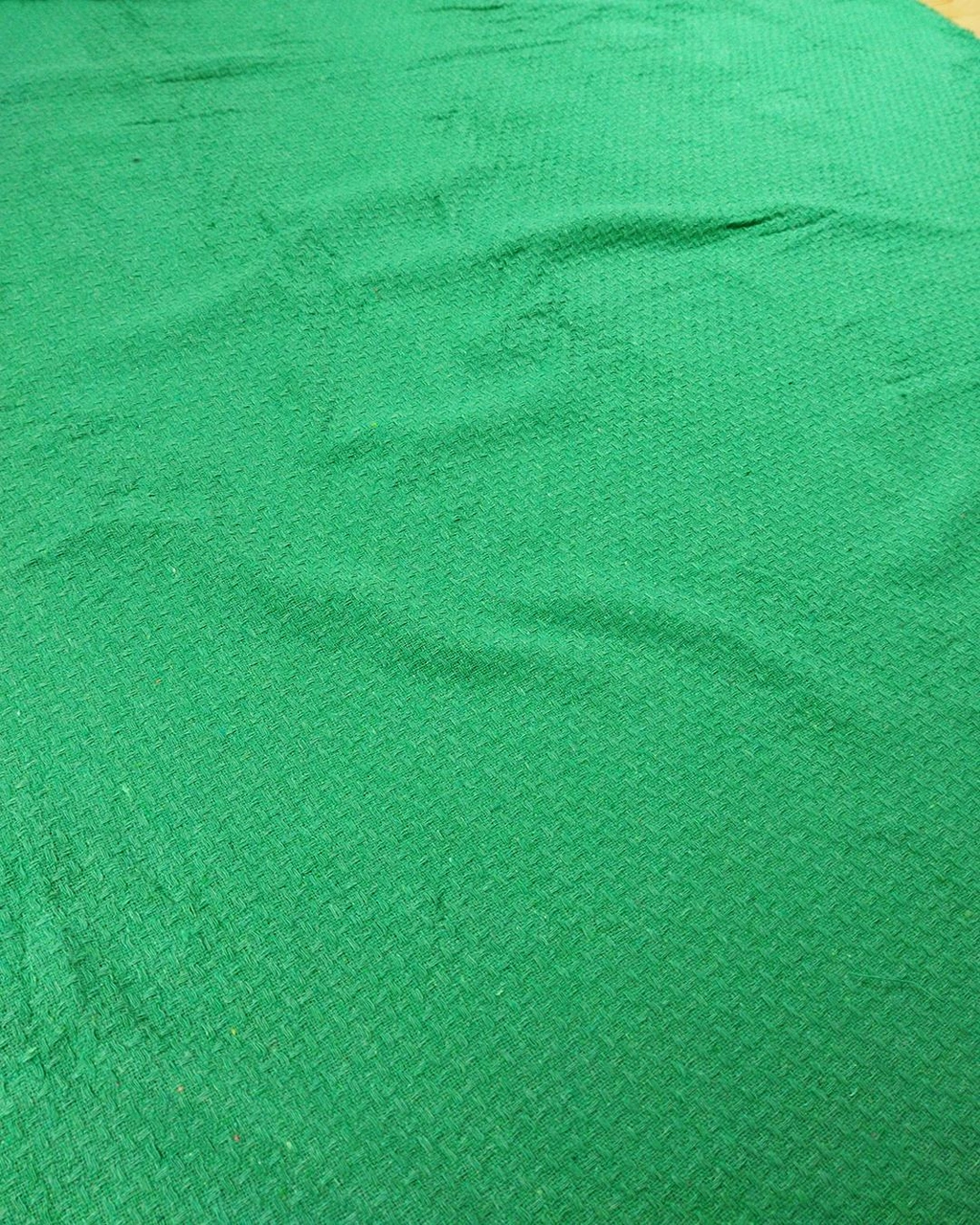 Tüvit Benzeri Canlı Yeşil Dokuma En 150 Cm X Boy 195 Cm -2608