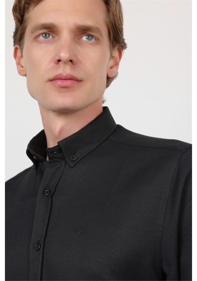 İmza Siyah Düğmeli Yaka Uzun Kol Cepsiz Slim Fit Pamuklu Gömlek 1004260203
