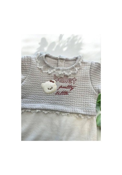 Bebe Ceyiz Sarayı Kız Bebek Ayıcıklı Kadife Dantelli Patikli Tulum-15131 Ekru