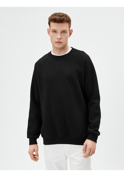 Koton Bisiklet Yaka Sweatshirt Dikiş Detaylı Rahat Kesim Siyah 4wam70440mk Siyah