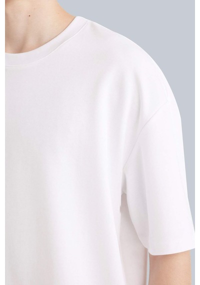 Defacto Oversize Geniş Kalıp Bisiklet Yaka Kısa Kollu Basic Düz Ağır Kumaş Tişört X3926az26spwt34 Beyaz-wt34