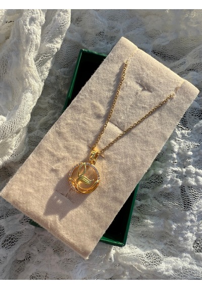 Leaf Harmony Pendant Altın