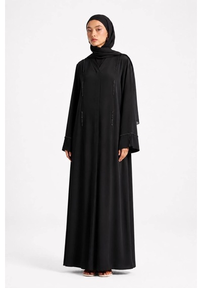 Nazzain Siyah Dubai İpeği Minimal Taş Detaylı Abaya Çok Renkli