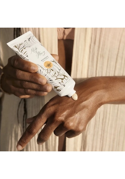 Milk & Honey Gold Nemlendirici El Kremi