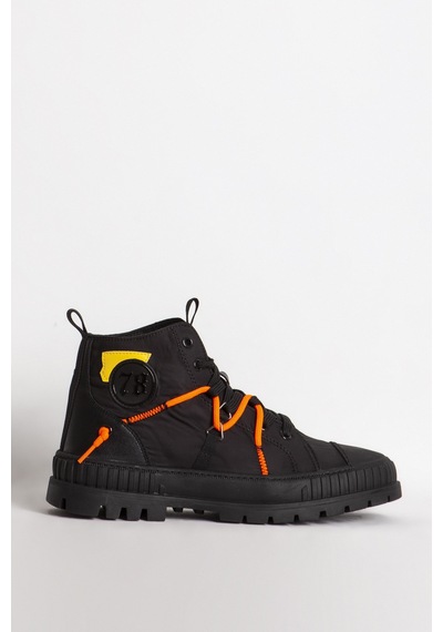 GUJA 490 Nakış Detaylı Erkek Sneaker Siyah