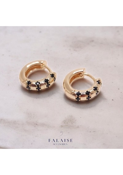 Siyah Detaylı Halka Küpe 12mm Siyah