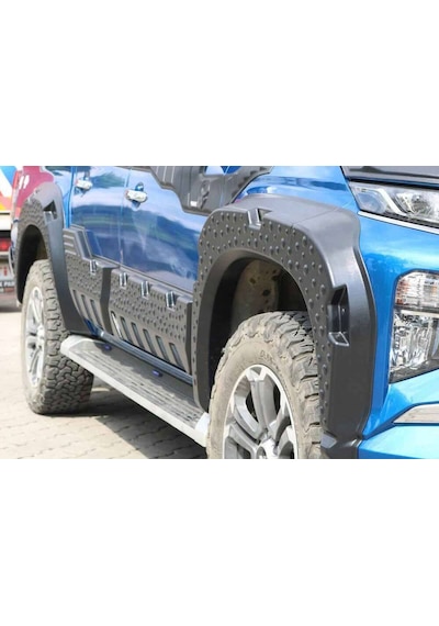 Mitsubishi L200 Çamurluk Dodik Set 8 Parça 2020 Ve Sonrası