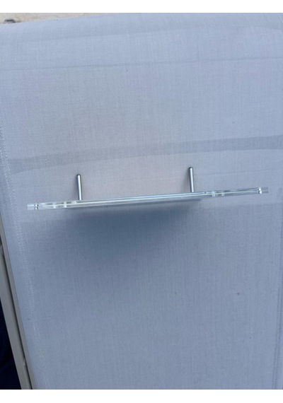 Şeffaf Metal Ayaklı Çerçeve