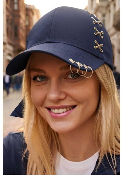 Tezzgelsin Kadın Piercing Halkalı Çapraz Metal Detaylı Özel Tasarım Baseball Cap Streetwear Şapka Lacivert