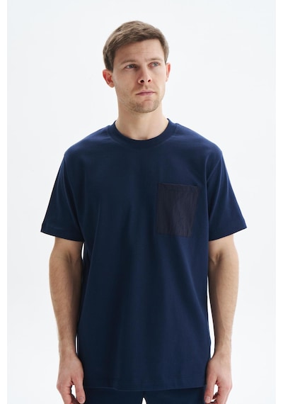 AR-MA Arma Erkek Regular Fit Basic Önden Cepli % 100 Pamuk Süprem Bisiklet Yaka Tişört Y29344449202 Lacivert AR-MA Arma Erkek Regular Fit Basic Önden Cepli % 100 Pamuk Süprem Bisiklet Yaka Tişört Y29344449202 Lacivert