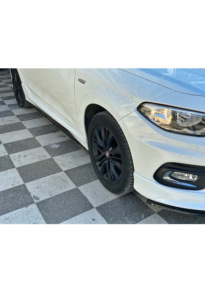 Egea Sedan Marşpiyel - Plastik - Boyasız