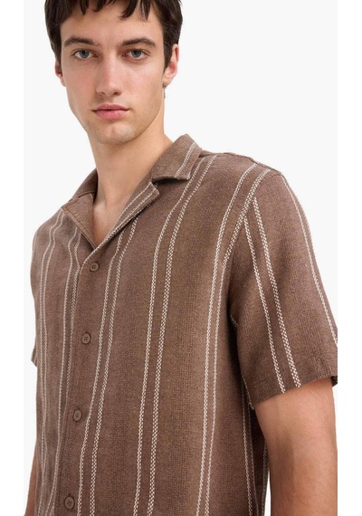 Defacto Regular Fit Polo Yaka Jakarlı Kısa Kollu Gömlek E5680ax25smbn322 Kahve Defacto Regular Fit Polo Yaka Jakarlı Kısa Kollu Gömlek E5680ax25smbn322 Kahve