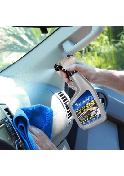 Michelin Mc31388 650Ml Torpido ve Trim Temizleme ve Bakım Spreyi