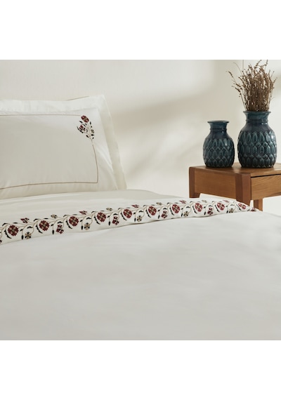Karaca Home Janset Çift Kişilik Nevresim Takımı Nakışlı Beyaz Beyaz
