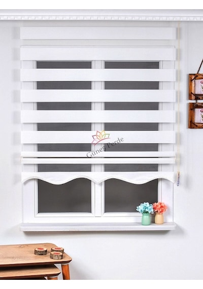 Beyaz Bambu Zebra Stor Güneşlik Perde Etek Dilimli Alüminmyumkasa Beyaz