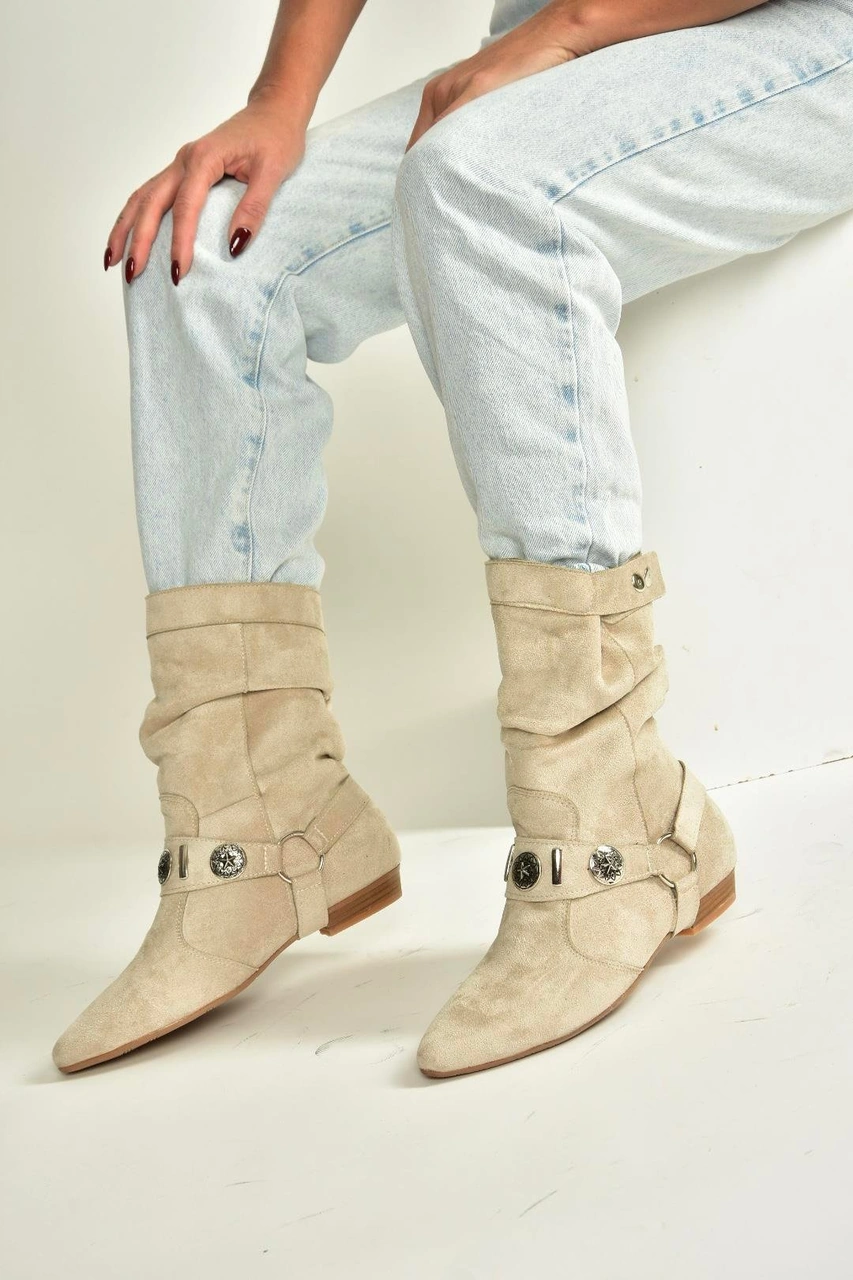 Fox Shoes V380519002 Bej Süet Düz Tabanlı Rahat Kalıp Kadın Bot Bej-süet