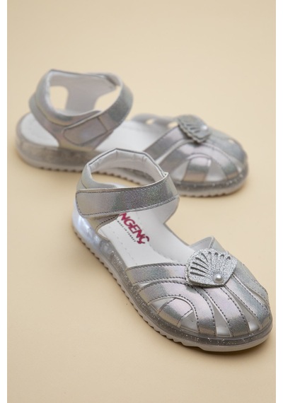 Dilimler Ayakkabı Şirinbebe Ortopedik Kız Çocuk Sandalet Gümüş Yelpaze Detaylı Önü Kapalı-4715 Dilimler Ayakkabı Şirinbebe Ortopedik Kız Çocuk Sandalet Gümüş Yelpaze Detaylı Önü Kapalı-4715
