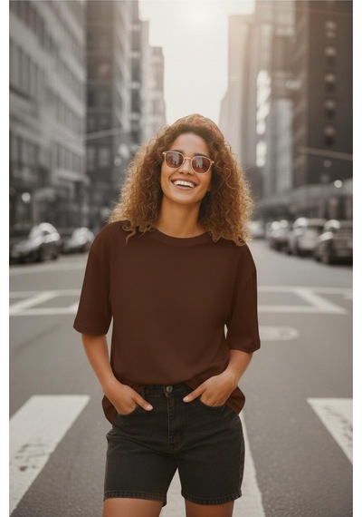 Mily Kadın Oversize Basic Bisiklet Yaka Pamuklu T-shirt Rahat Kesim Unisex Sevgili Kombini Kahve