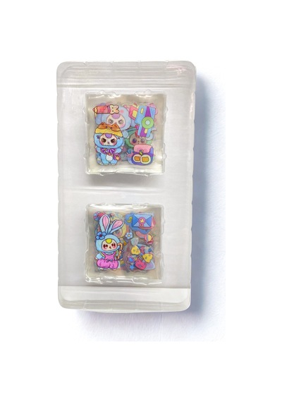 Labubu Temalı Şefaf Sticker Diğer