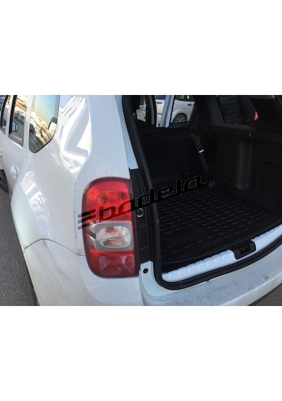 Bagaj Havuzu Duster 4x4 2010-2018 Uyumlu Ürün 3d