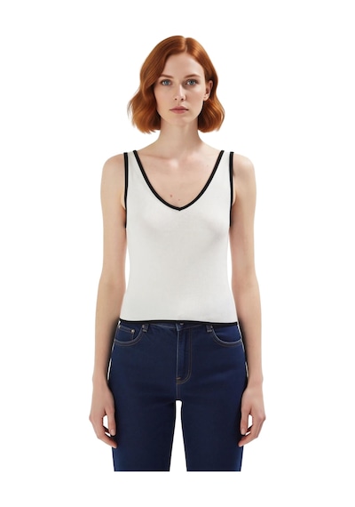 Ersefa Triko Bluz V Yaka Kolsuz Crop Basic Siluet Rahat Kullanım Şık Gör Ekru