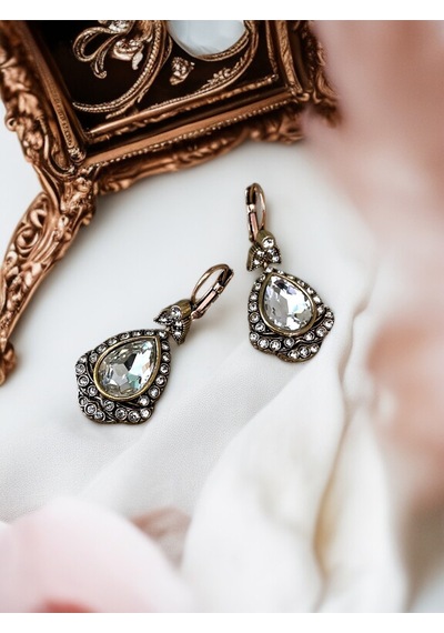 Kristal Taşlı Antik Bronz Su Damlası Küpe Beyaz