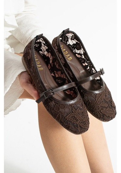 Dabab Shoes Merına Kadın Kahve Düz Babet Dantel Dokuma Çiçek Desenli Tokalı Düz Ayakkabı Kahverengi