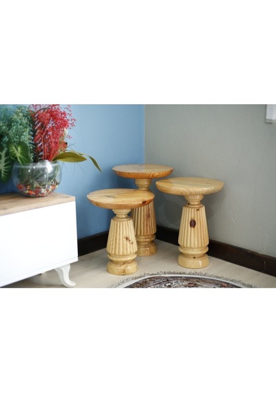 Oval Çizgili Vernikli Yan Sehpa Naturel