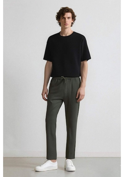 DeFacto Kışlık Jogger Pantolon Beli Bağcıklı Cepli Düz Paça D8641AX24AUKH244 Haki DeFacto Kışlık Jogger Pantolon Beli Bağcıklı Cepli Düz Paça D8641AX24AUKH244 Haki