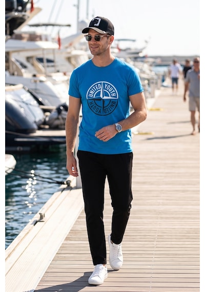 Buratti Baskılı Bisiklet Yaka Pamuklu Slim Fit Erkek T Shirt 541Pusula Mavi Buratti Baskılı Bisiklet Yaka Pamuklu Slim Fit Erkek T Shirt 541Pusula Mavi