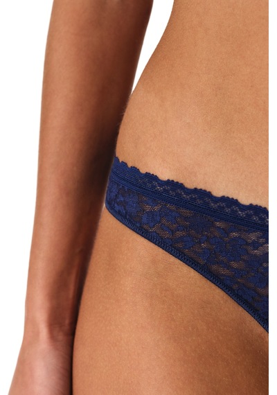 Penti Lacivert Easy Lace Dantel V Model Brazilian Külot