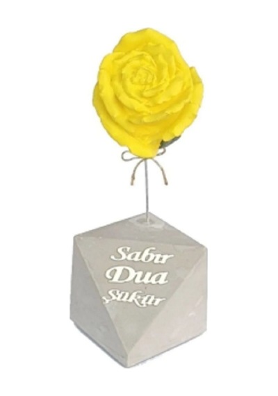 El Yapımı Dekoratif Sarı Gül Ve Sabır-şükür-dua Yazılı Taban Obje.
