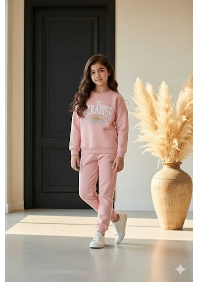Bubiee Baby Kız Çocuk Pembe 'the Paradise' Baskılı 3 İplik Şardonlu Alt Üst Eşofman Takımı Bubiee Baby Kız Çocuk Pembe 'the Paradise' Baskılı 3 İplik Şardonlu Alt Üst Eşofman Takımı