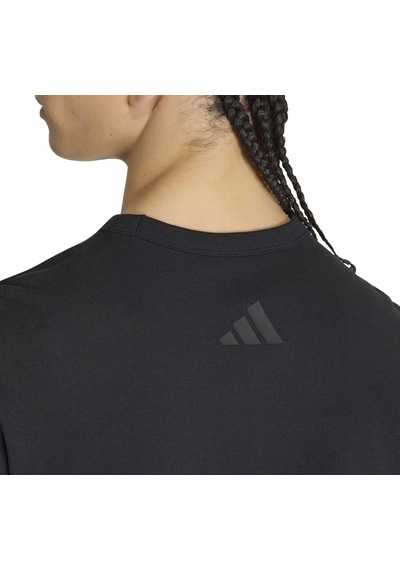 Kr1351-e Adidas M Sl Gfx T Erkek T-shirt Siyah Kr1351-e