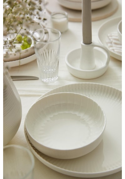 Kütahya Porselen Bone Crest 18 Parça 6 Kişilik Yemek Takımı