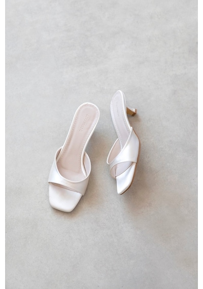 Wolk Shoes Jordy Kadın Topuklu Saten Sandalet Bej