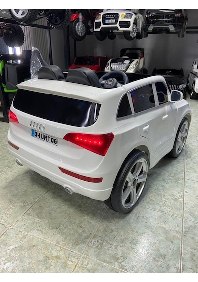 Öykü Bebek Dünyası Uzaktan Kumandalı Akülü Araba 437 Audi Jeep Beyaz