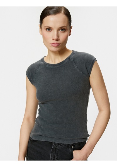 Koton Kap Kol Bisiklet Yaka Tişört Pamuklu Ribanalı Slim Fit Antrasit 4sak50458ek 4SAK50458EK931 Antrasit Koton Kap Kol Bisiklet Yaka Tişört Pamuklu Ribanalı Slim Fit Antrasit 4sak50458ek 4SAK50458EK931 Antrasit