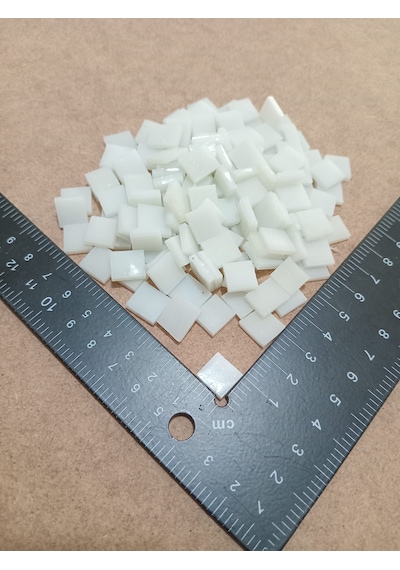 Krem Rengi Kare Vitray Cam Mozaik Taşı - Sanatsal Mozaik İçin Yaklaşık 10 X 10 Mm