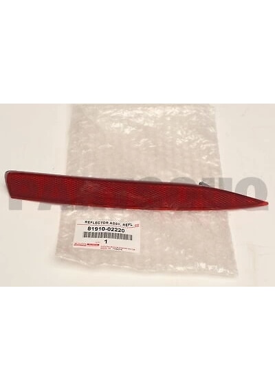 Toyota Corolla- E210- 2019-2024 Arka Tampon Reflektörü Sağ Oem No:8191002220
